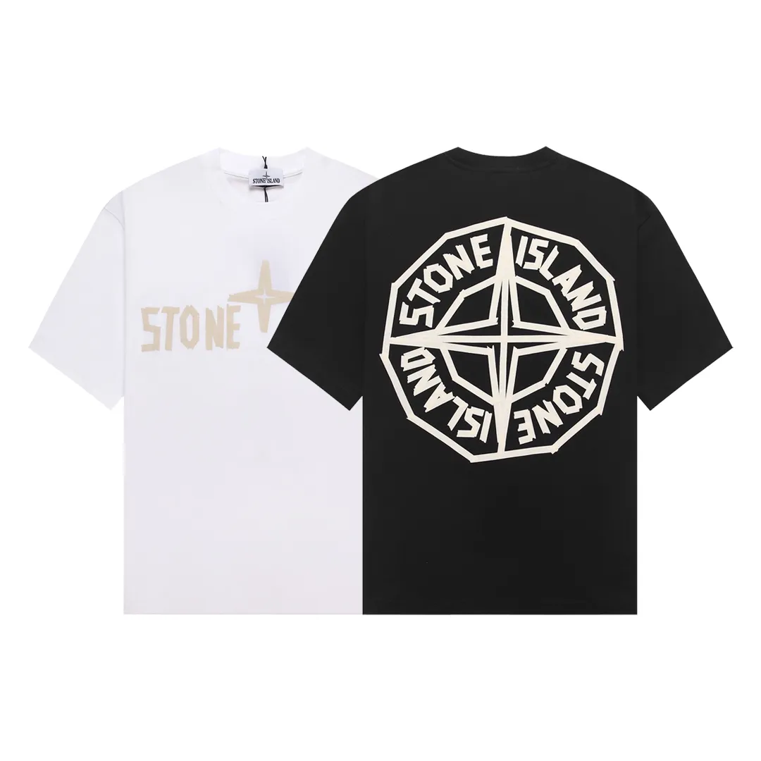 W688#P110💰 2025🆕 Stone lsland/Stone Island Tape Compass limited edition logo printed short-sleeved T-shirt ⚠️[Original creation, high control of details] - Made of 260 grams of combed cotton double yarn, soft and comfortable to the touch, sweat-absorbent and breathable. - Simple basic and versatile style, original quality, the first choice for couples. - Made in a large factory, four needles and five threads on the shoulder, neat routing, high quality workmanship. -Same style for men and women, very versatile, one piece for everyone, details are clearly visible. Color: Black White Size: M L